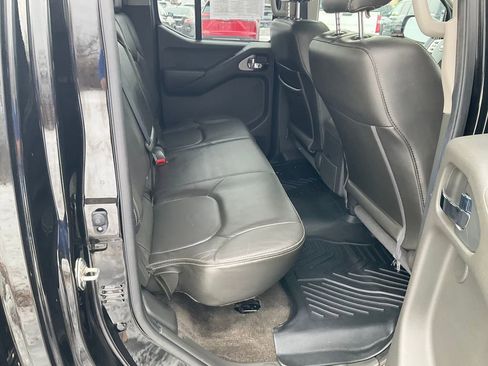 Used 2017 Nissan Frontier PRO-4X w/ Pro-4x Luxury Package image 23