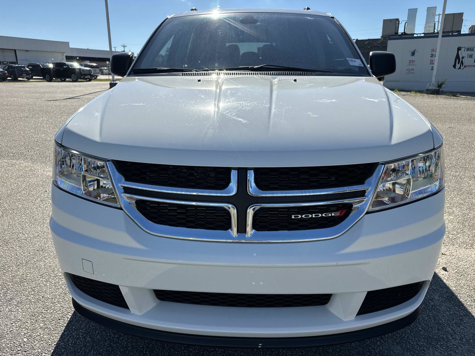Used 2020 Dodge Journey SE w/ SE Popular Equipment Group FWD image 9