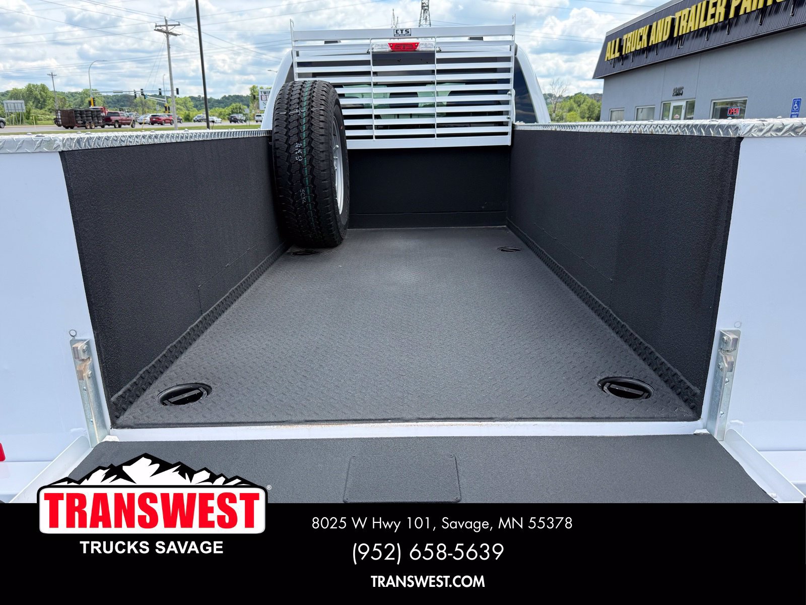 Used 2025 Ford F350 XLT AWD/4WD image 24