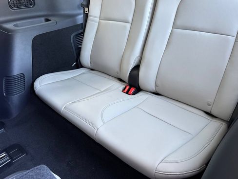 New 2026 Lincoln Aviator 2WD image 12
