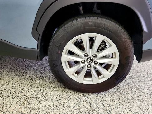 Used 2024 Toyota Corolla Cross LE FWD image 9