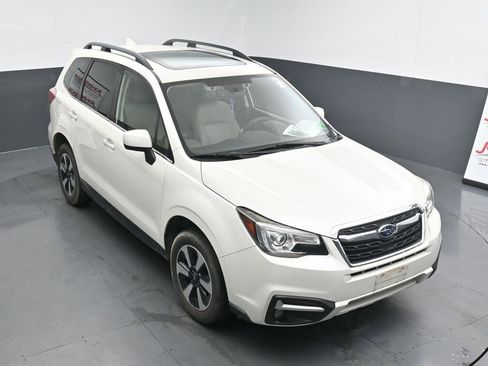 Used 2018 Subaru Forester 2.5i Limited image 23