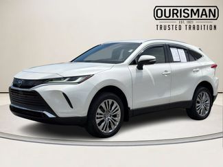 Used 2022 Toyota Venza XLE AWD/4WD video 2