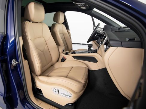 New 2026 Porsche Macan image 31