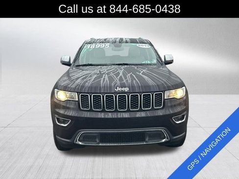 Used 2019 Jeep Grand Cherokee Limited image 2