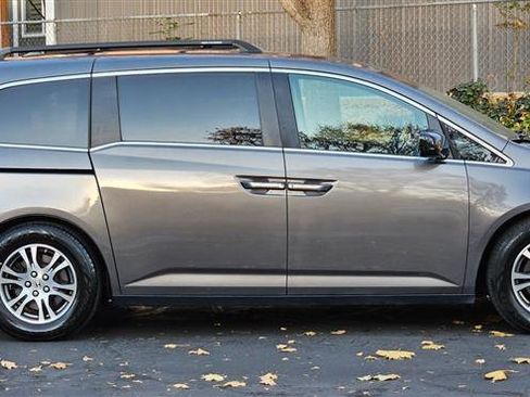 Used 2012 Honda Odyssey EX image 6
