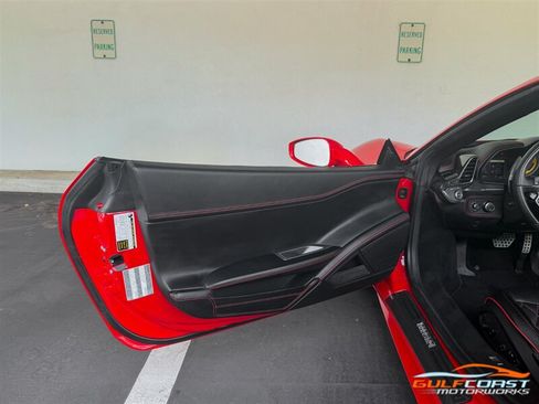 Used 2013 Ferrari 458 Spider RWD image 25