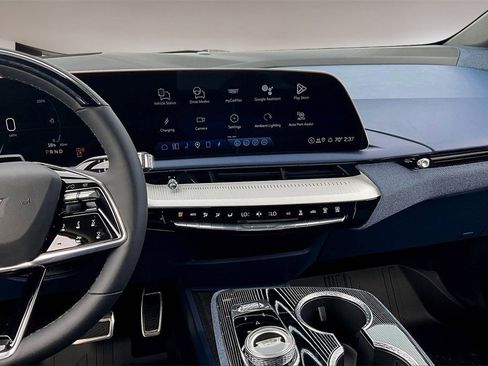 New 2026 Cadillac Optiq Sport 2 w/ LPO, Floor Liner Package image 7