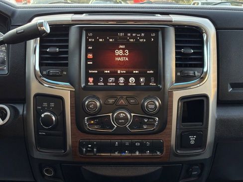 Used 2014 RAM 2500 Laramie image 32