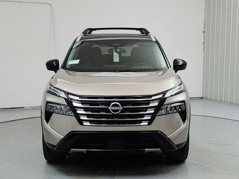 New 2026 Nissan Rogue Platinum w/ Platinum Premium Package image 2