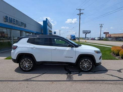Used 2023 Jeep Compass Limited w/ Elite Group AWD/4WD image 2