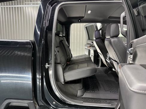 Used 2022 Chevrolet Silverado 3500 High Country w/ Z71 Off-Road Package image 31