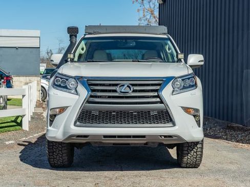 Used 2017 Lexus GX 460 Premium image 9