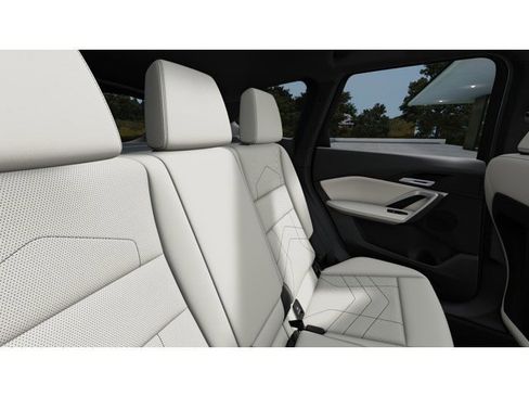 New 2026 BMW X1 xDrive28i w/ Technology Package image 12