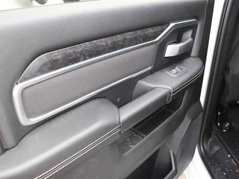 New 2024 RAM 2500 Big Horn w/ Towing Technology Group image 22