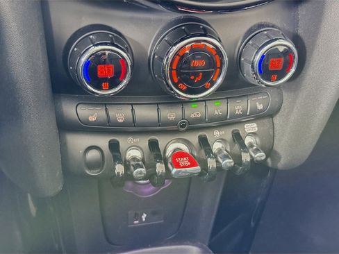 Used 2024 MINI Cooper S FWD image 16