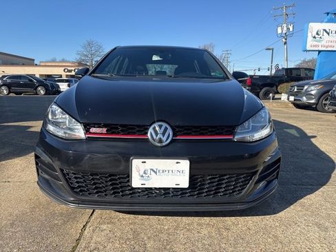 Used 2020 Volkswagen GTI SE image 2
