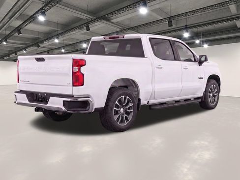 Used 2024 Chevrolet Silverado 1500 LT RWD image 4