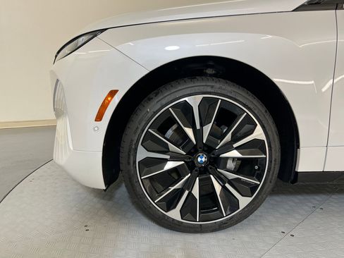 New 2026 BMW iX xDrive60 image 11