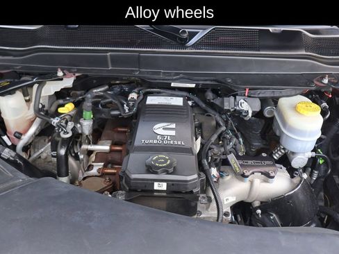 Used 2020 RAM 2500 Laramie image 15