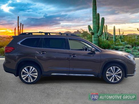 Used 2019 Subaru Ascent Limited w/ Popular Package #3 AWD/4WD image 2