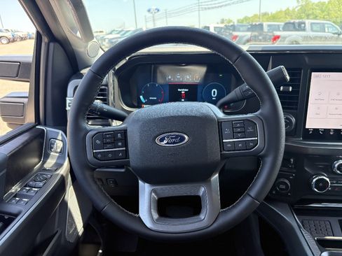 New 2026 Ford F350 Lariat w/ Lariat Ultimate Package AWD/4WD image 24
