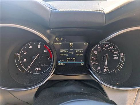 Used 2020 Alfa Romeo Stelvio Ti Lusso w/ Quick Order Package 22X Lusso image 10