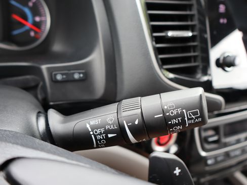 Used 2022 Honda Pilot Touring image 24