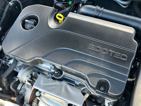 Used 2023 Chevrolet Malibu LT w/ Driver Confidence Package image 24