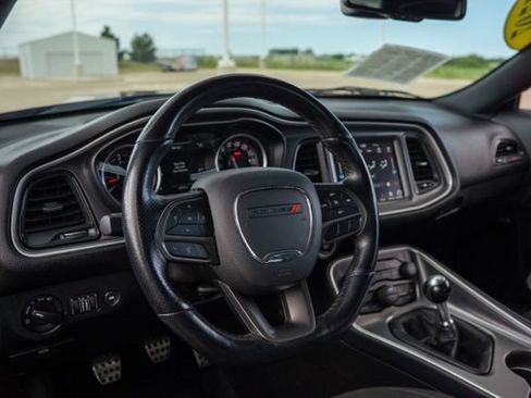 Used 2021 Dodge Challenger R/T Scat Pack RWD image 15
