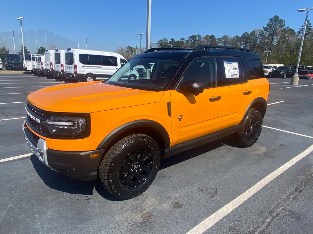 New 2026 Ford Bronco Sport Badlands w/ Sasquatch Badlands Package AWD/4WD image 3