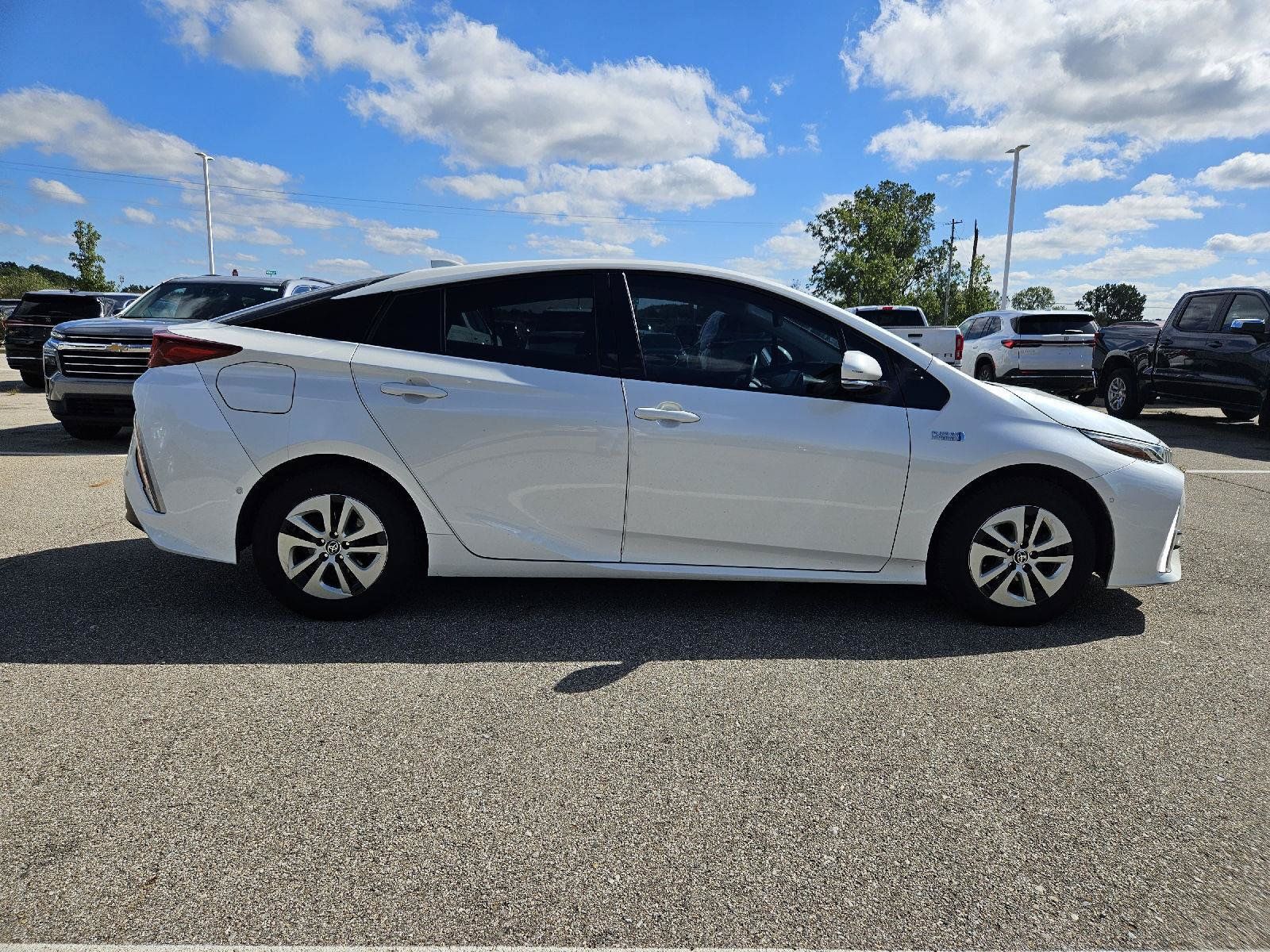 Used 2017 Toyota Prius Prime Advanced FWD image 8