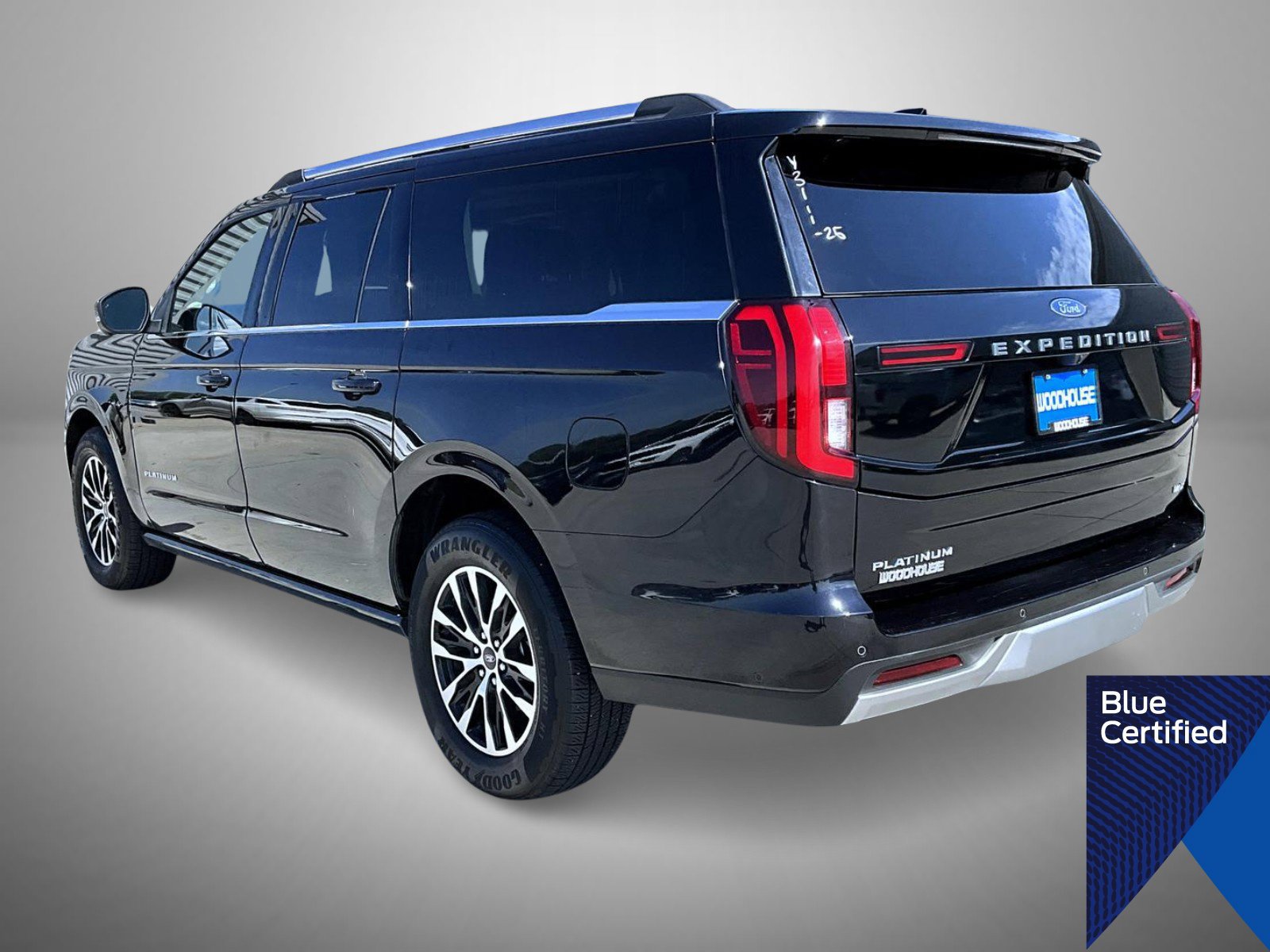 Certified 2025 Ford Expedition Max Platinum AWD/4WD image 7