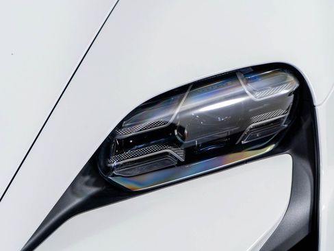 Used 2024 Porsche Taycan 4S w/ Premium Package image 36