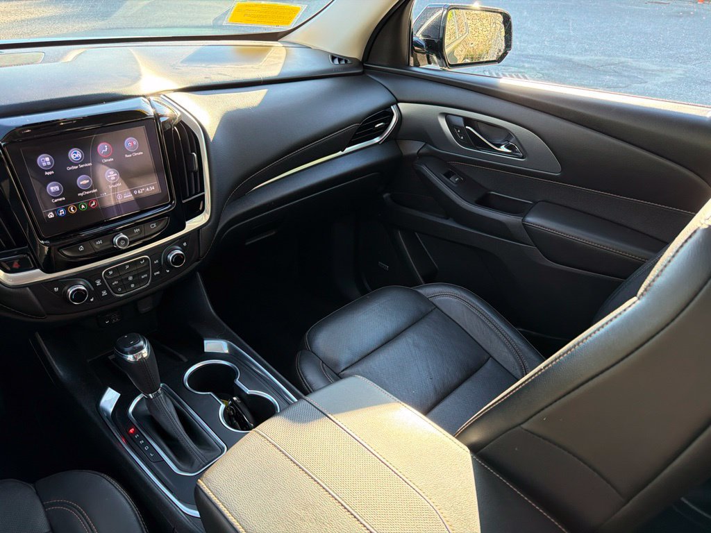 Used 2020 Chevrolet Traverse Premier AWD/4WD image 28
