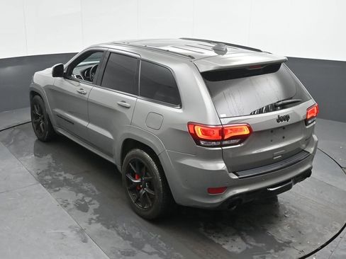 Used 2019 Jeep Grand Cherokee SRT image 42