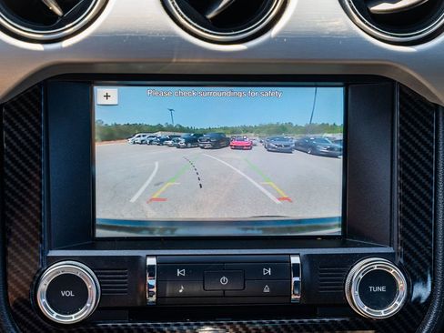 Used 2017 Ford Mustang GT Premium w/ Equipment Group 401A RWD image 39