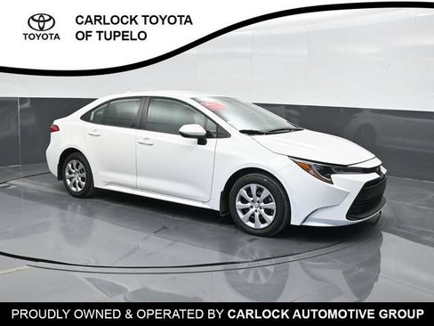 Used 2026 Toyota Corolla LE FWD image 6