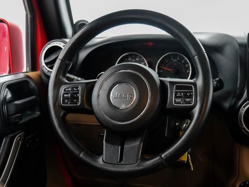 Used 2012 Jeep Wrangler Unlimited Sahara w/ Connectivity Group image 16