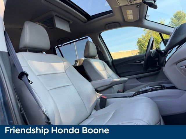 Used 2017 Honda Pilot Touring image 54