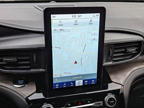 Used 2022 Ford Explorer Platinum w/ Equipment Group 601A image 22