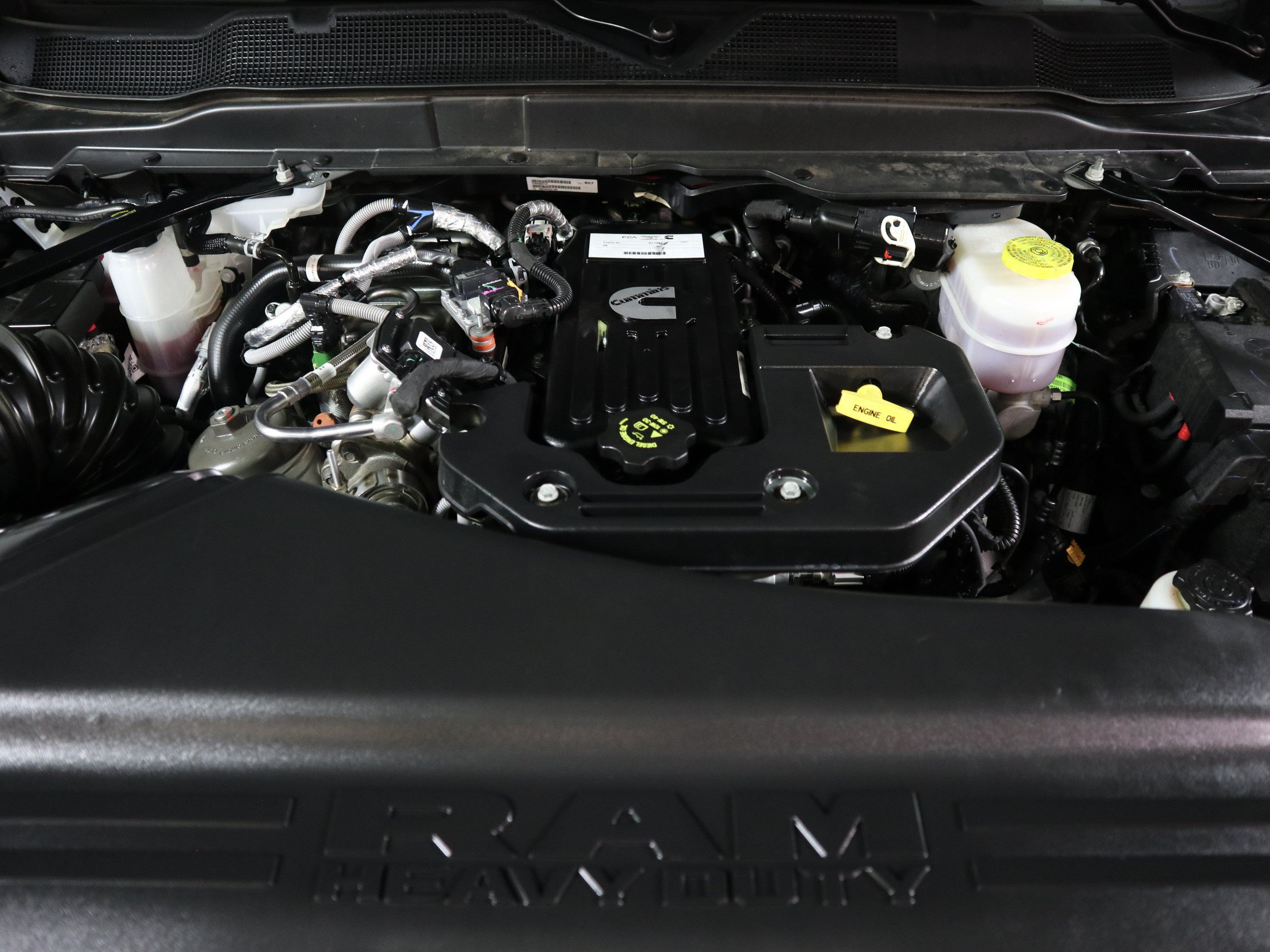 Used 2026 RAM 2500 Laramie AWD/4WD image 14