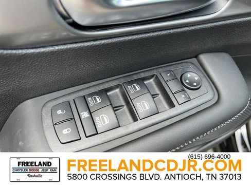 New 2026 Chrysler Voyager LX image 18