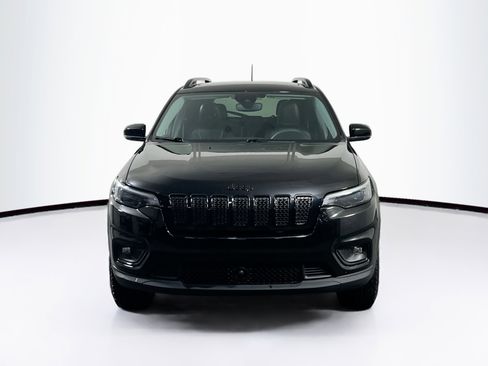 Used 2022 Jeep Cherokee Latitude w/ Sun & Sound Group image 2