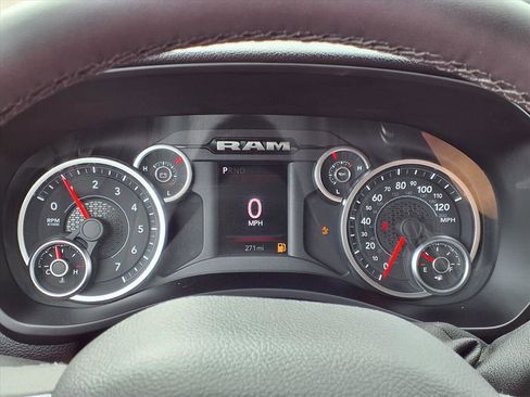 Used 2025 RAM 3500 Big Horn image 22