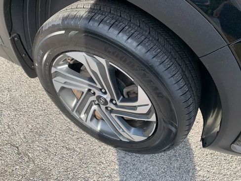 Certified 2023 Hyundai Santa Fe SEL AWD/4WD image 9