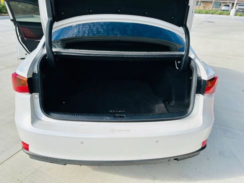 Used 2017 Lexus IS 200t w/ Navigation System Package image 3