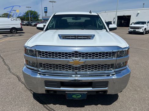 Used 2019 Chevrolet Silverado 2500 LT AWD/4WD image 10
