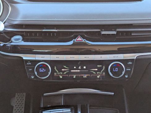 Used 2023 Genesis G80 2.5T image 20