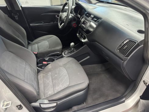 Used 2016 Kia Rio LX FWD image 12
